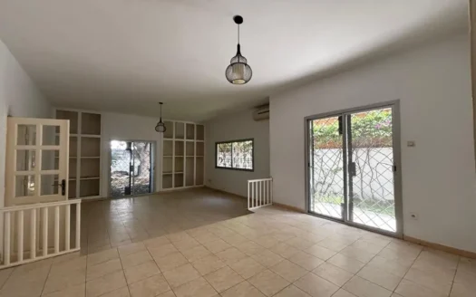 Villa à louer F3 aux Almadies