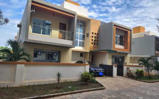 Villa F5 à vendre à Diamniadio – Résidence SENINGINDIA