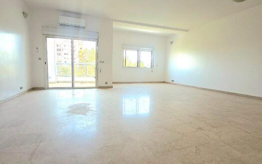 À LOUER – Appartement de type F4 – Fann Résidence
